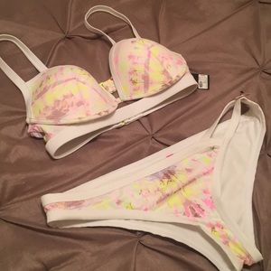 Victoria’s Secret Bikini NWT
